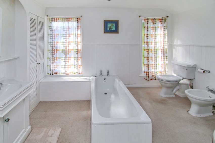 Images for Oaks Road, Tenterden, TN30 EAID:4216876937 BID:70d66595-8873-4a77-aef9-15962f379483