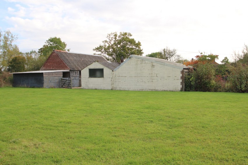 Images for Cuckoo's Pit Lane, Woodchurch, TN26 EAID:4216876937 BID:70d66595-8873-4a77-aef9-15962f379483