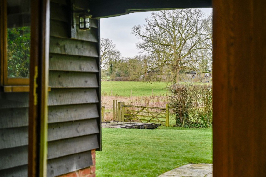 Images for Biddenden, Ashford, TN27 EAID:4216876937 BID:70d66595-8873-4a77-aef9-15962f379483