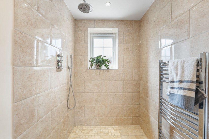 Images for Redbrook Street, Woodchurch, TN26 EAID:4216876937 BID:70d66595-8873-4a77-aef9-15962f379483