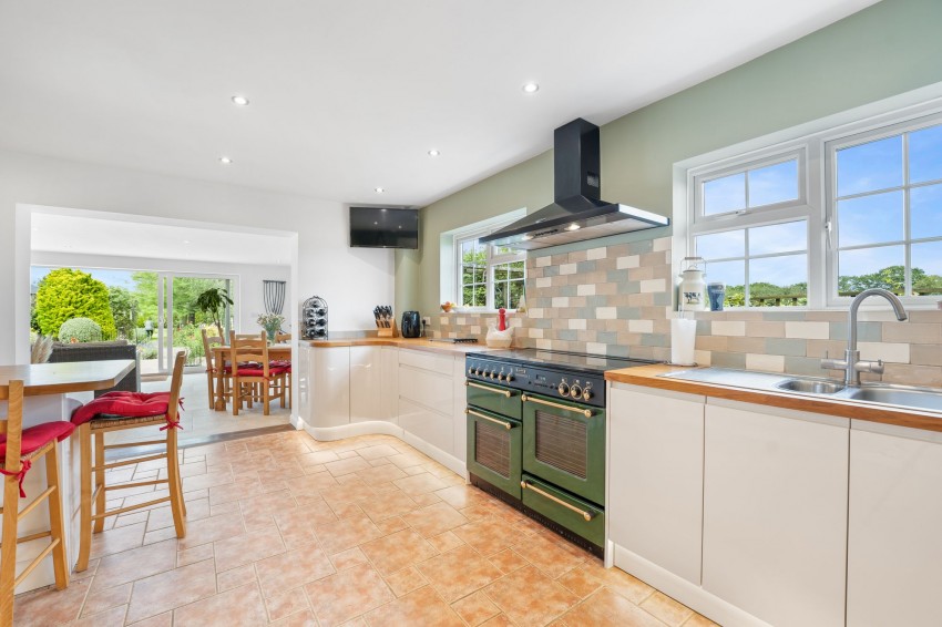 Images for Redbrook Street, Woodchurch, TN26 EAID:4216876937 BID:70d66595-8873-4a77-aef9-15962f379483