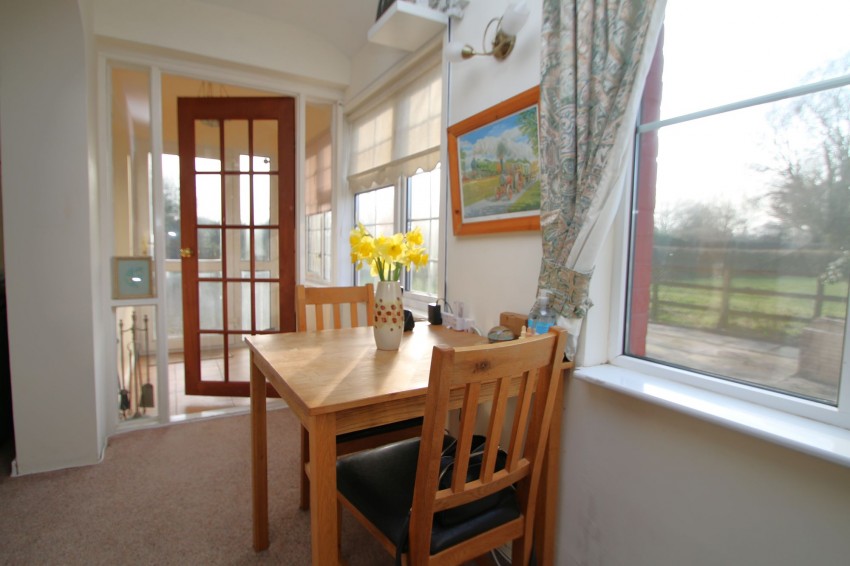 Images for Redbrook Street, Woodchurch, TN26 EAID:4216876937 BID:70d66595-8873-4a77-aef9-15962f379483