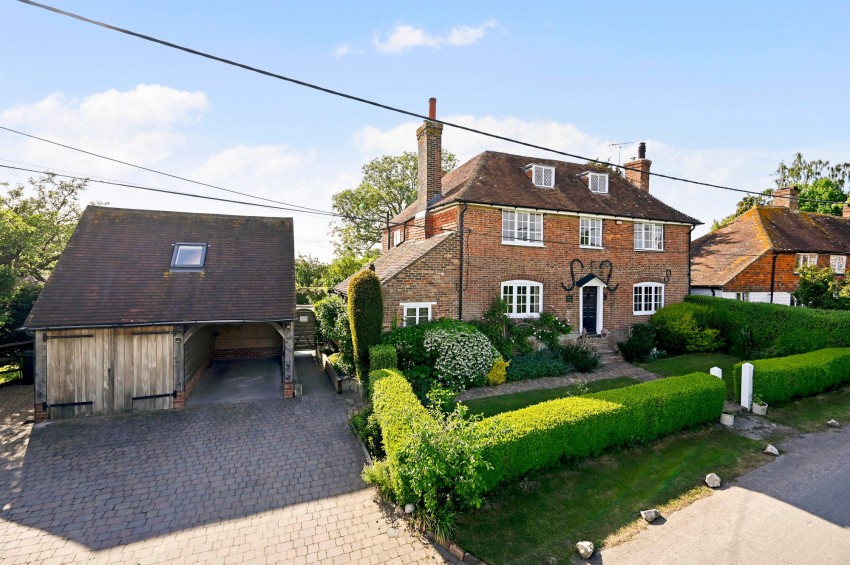 Images for Reading Street, Tenterden, TN30 EAID:4216876937 BID:70d66595-8873-4a77-aef9-15962f379483