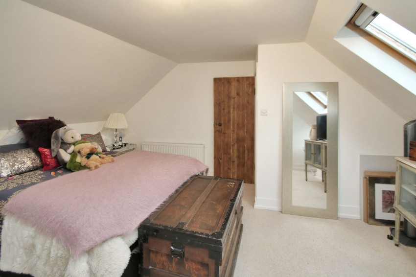 Images for Station Road, Tenterden, TN30 EAID:4216876937 BID:70d66595-8873-4a77-aef9-15962f379483