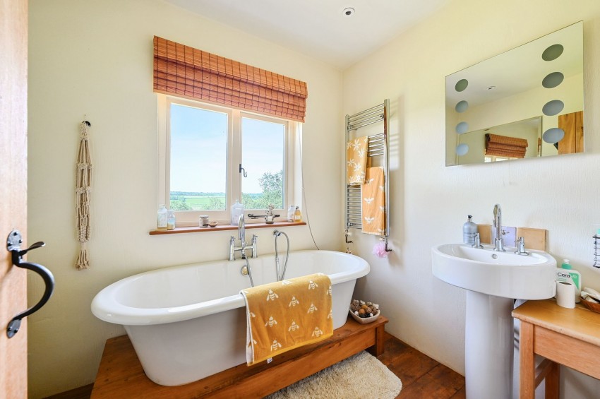 Images for Udimore Road, Udimore, TN31 EAID:4216876937 BID:0ad47bdb-e4d4-4b5e-b876-eed8ba4c2973