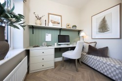 Images for Oakridge Grange, Appledore Road, TN30