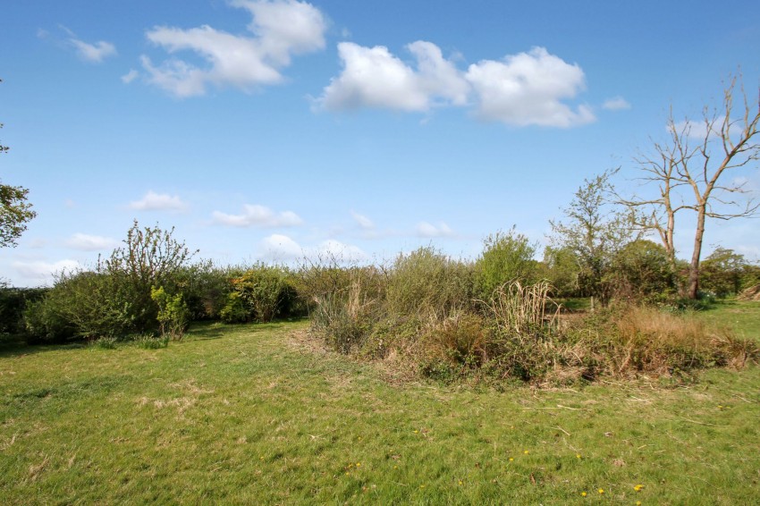 Images for Brook Street, Woodchurch, TN26 EAID:4216876937 BID:70d66595-8873-4a77-aef9-15962f379483
