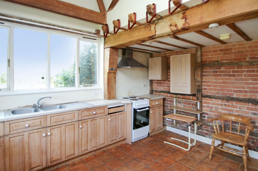 Images for Brook Street, Woodchurch, TN26 EAID:4216876937 BID:70d66595-8873-4a77-aef9-15962f379483