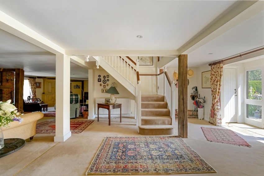 Images for Swain Road, St. Michaels, TN30 EAID:4216876937 BID:70d66595-8873-4a77-aef9-15962f379483