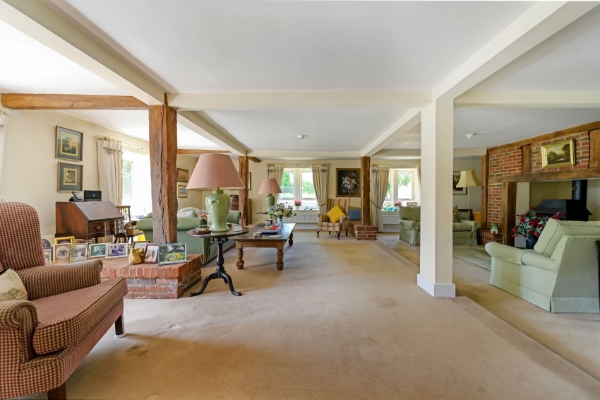 Images for Swain Road, St. Michaels, TN30 EAID:4216876937 BID:70d66595-8873-4a77-aef9-15962f379483