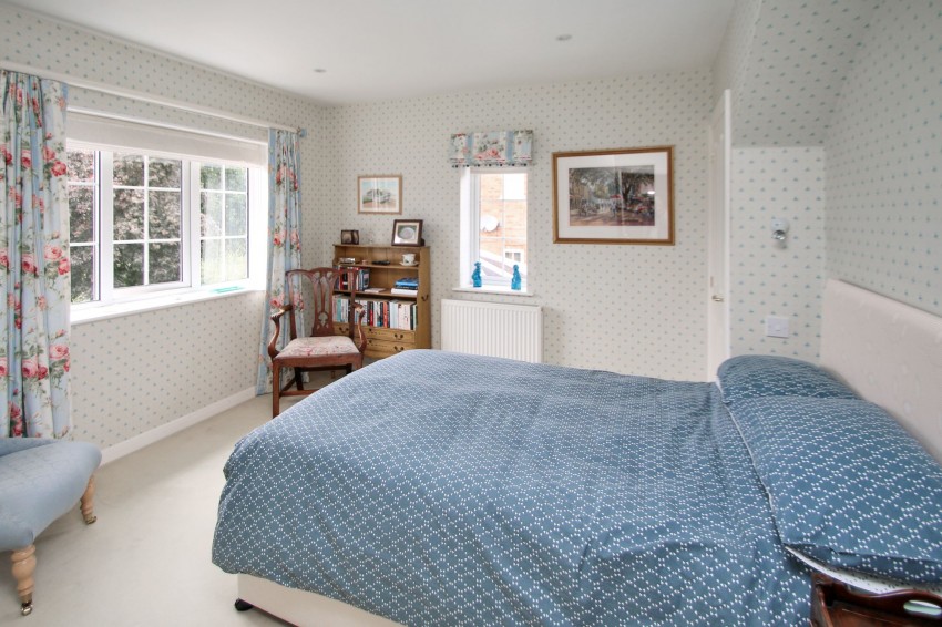 Images for Eastgate Road, Tenterden, TN30 EAID:4216876937 BID:70d66595-8873-4a77-aef9-15962f379483
