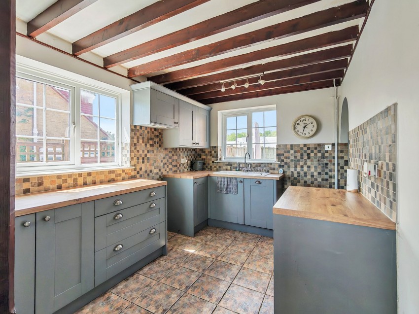Images for Thornden Lane, Rolvenden Layne, TN17 EAID:4216876937 BID:70d66595-8873-4a77-aef9-15962f379483